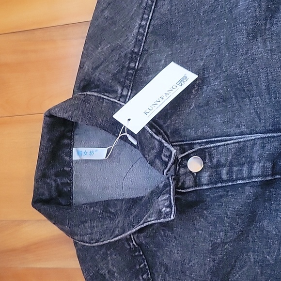 Mickey mouse sequined black denim jacket ONE SIZE - Picture 3 of 6